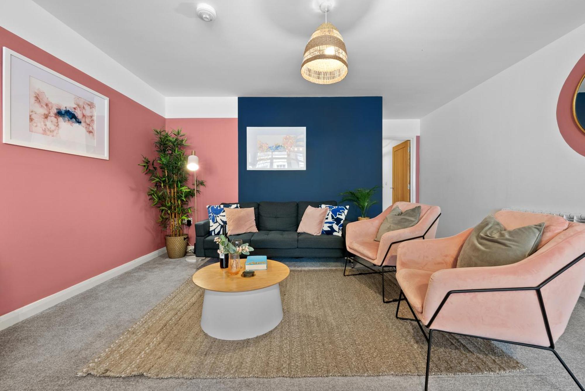 Glevum Lodge - 2 Bedroom Town Centre Apartment Cirencester Exteriör bild