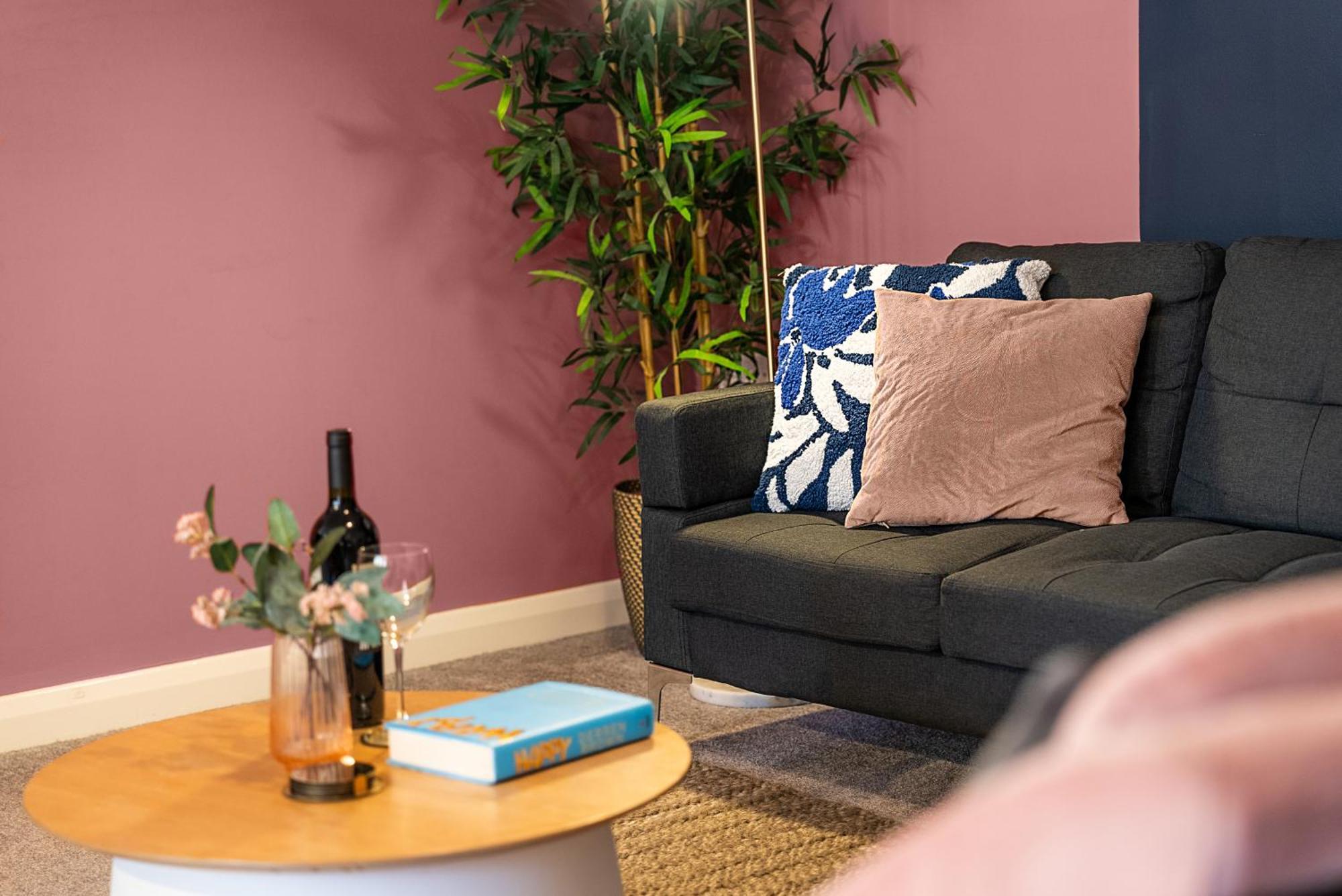 Glevum Lodge - 2 Bedroom Town Centre Apartment Cirencester Exteriör bild